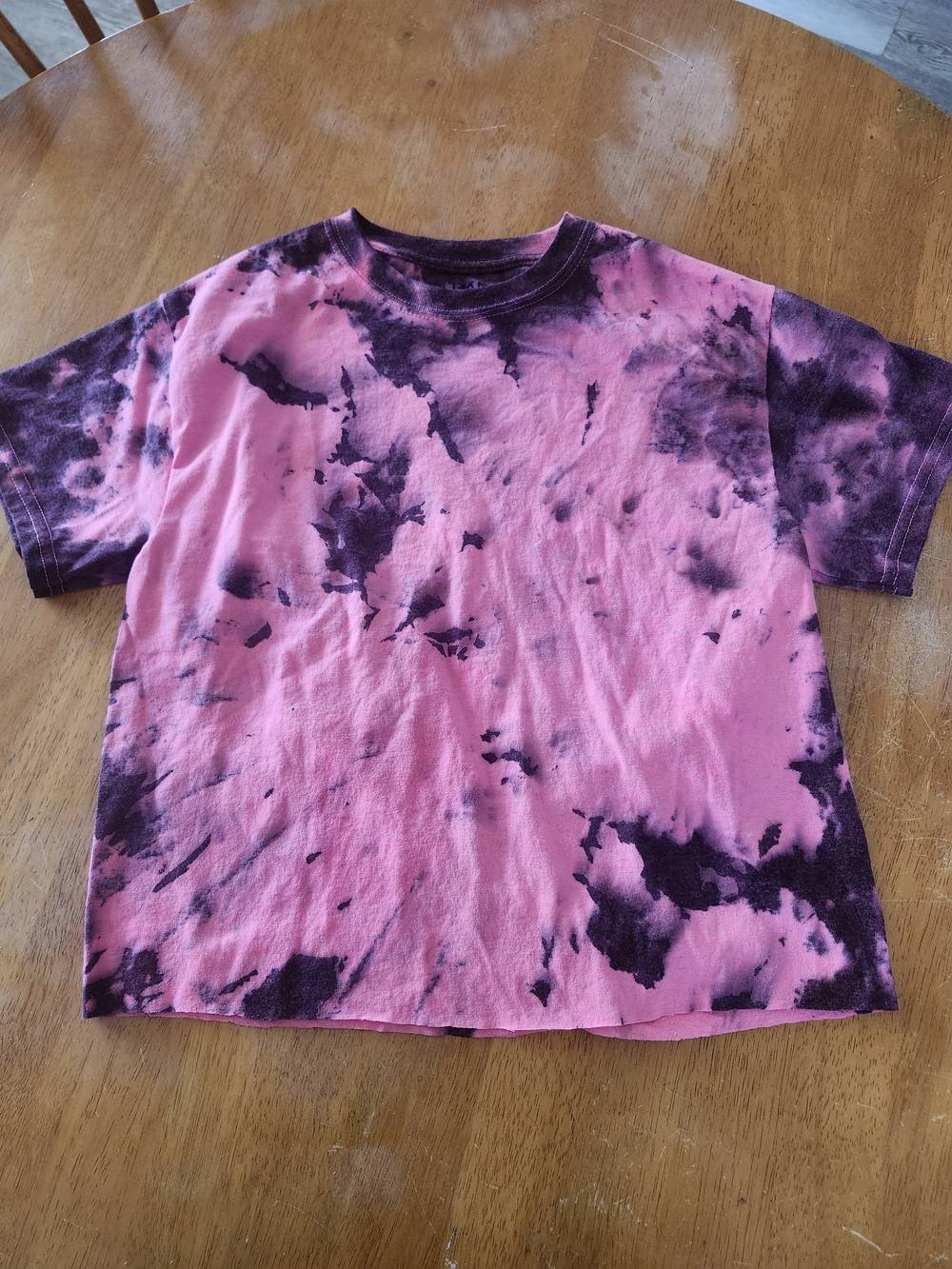 Hand-Dyed Hot Pink & Black Tie-Dye Tee | Cropped | Size Small, Colourful